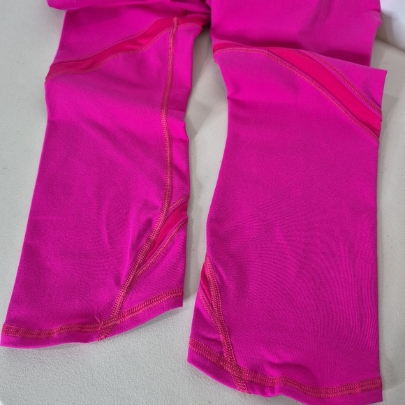Lululemon Pink Wunder Under Crop Leggings - Size 4 - Picture 10 of 14